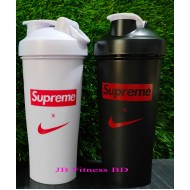 Supreme 600ml shaker.