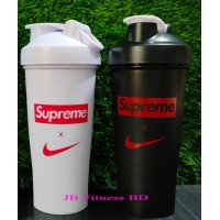 Supreme 600ml shaker.